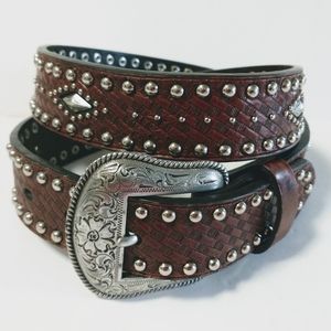 Nocona Genuine Leather Studded Women's Belt Size 28 N4428402